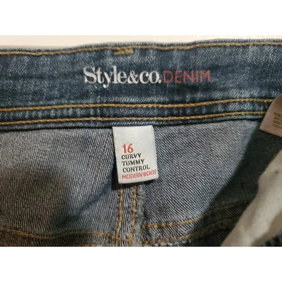 Style & Co Jeans Curvy Tummy Control Blue Denim Womens Size 16 - Picture 3 of 4